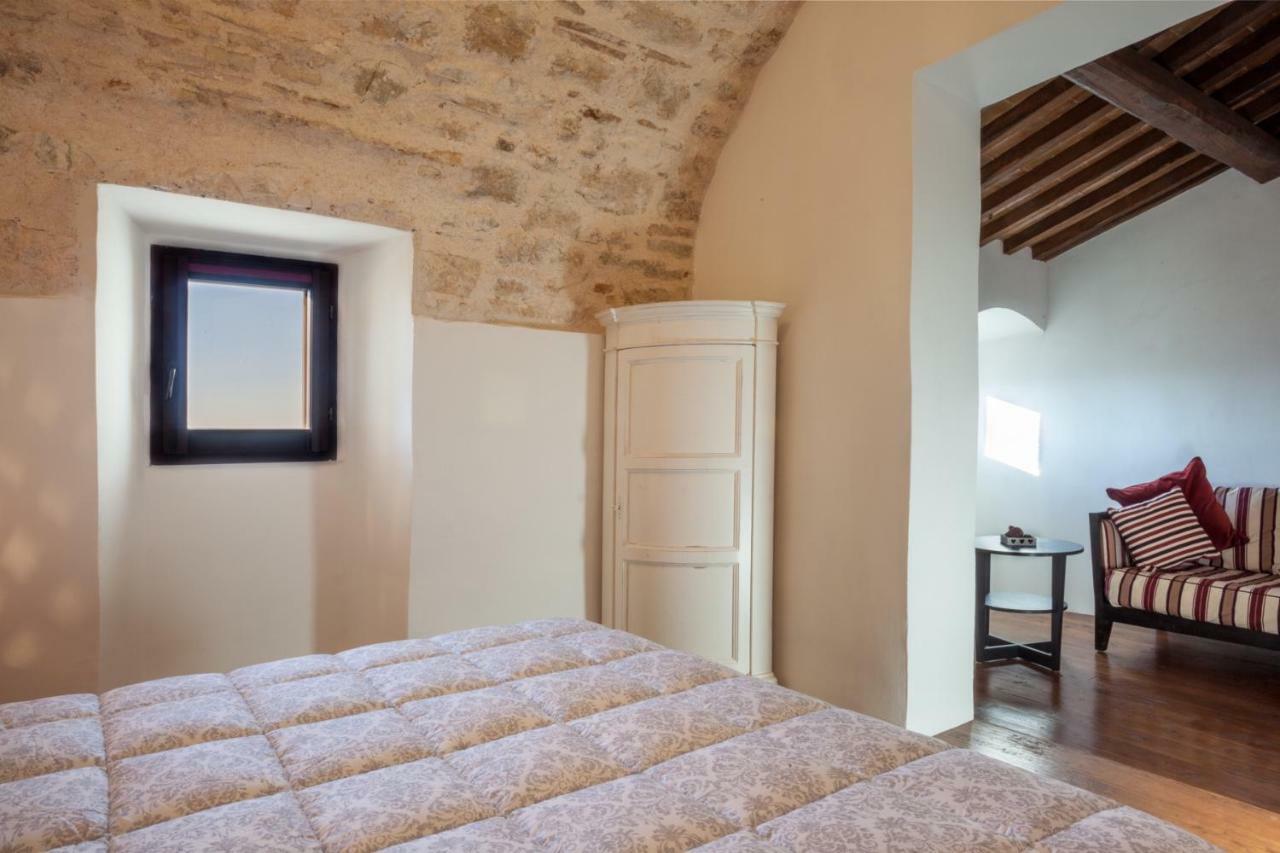 Il Castello Di Campello Aparthotel Campello sul Clitunno Exterior foto