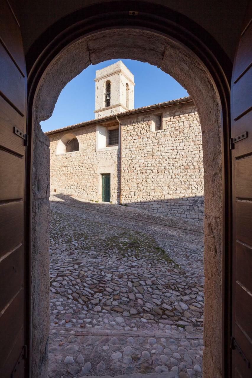 Il Castello Di Campello Aparthotel Campello sul Clitunno Exterior foto